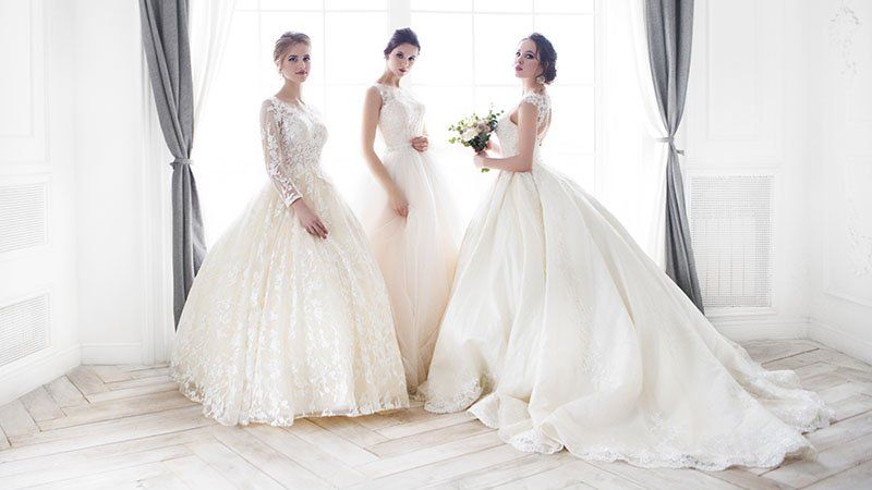 Идеи красивых кружевных свадебных платьев в 2022 году