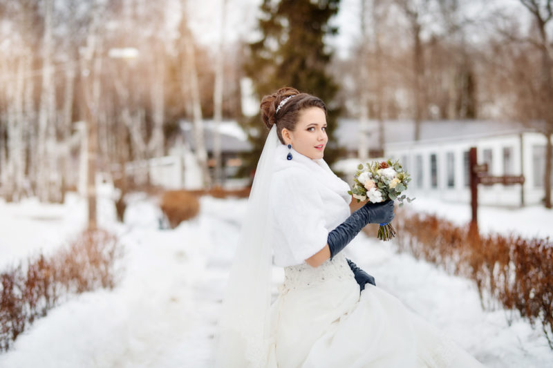 Зимний образ невесты с болеро