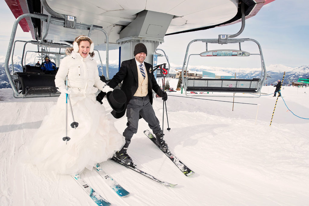 Свадьба зимняя на лыжах