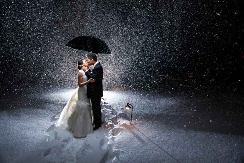 Свадебная фотосессия снег