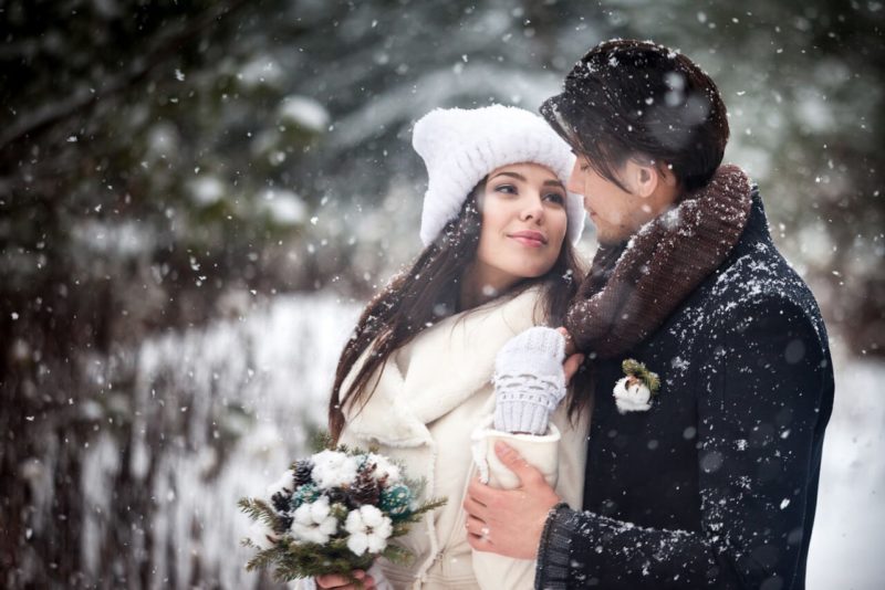 Зимняя свадьба снег