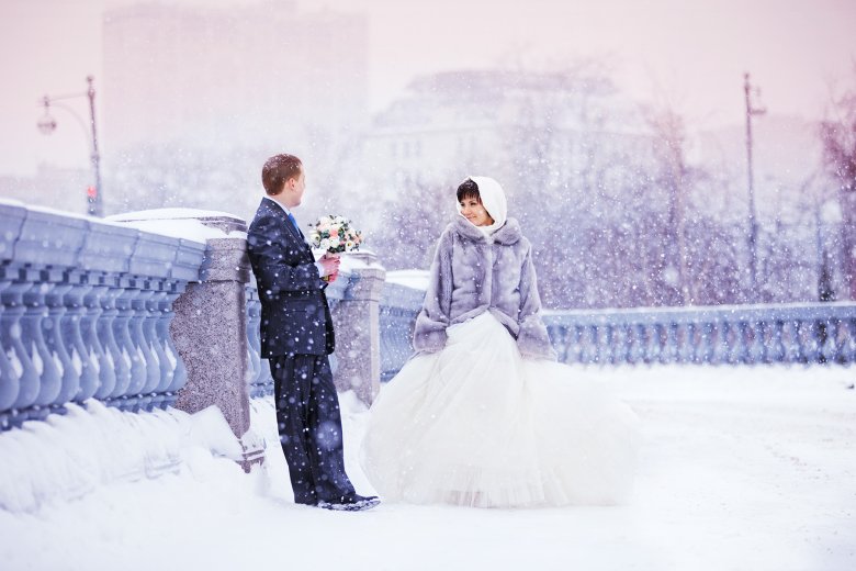 Фотосессия с зимней свадьбы