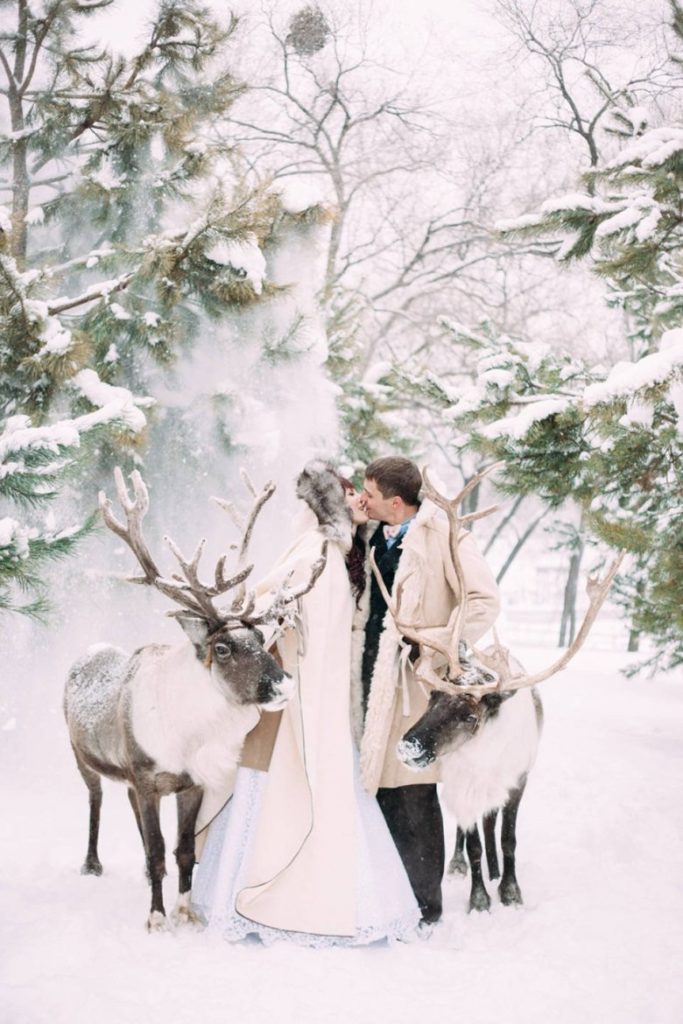 Фотосессия с зимней свадьбы