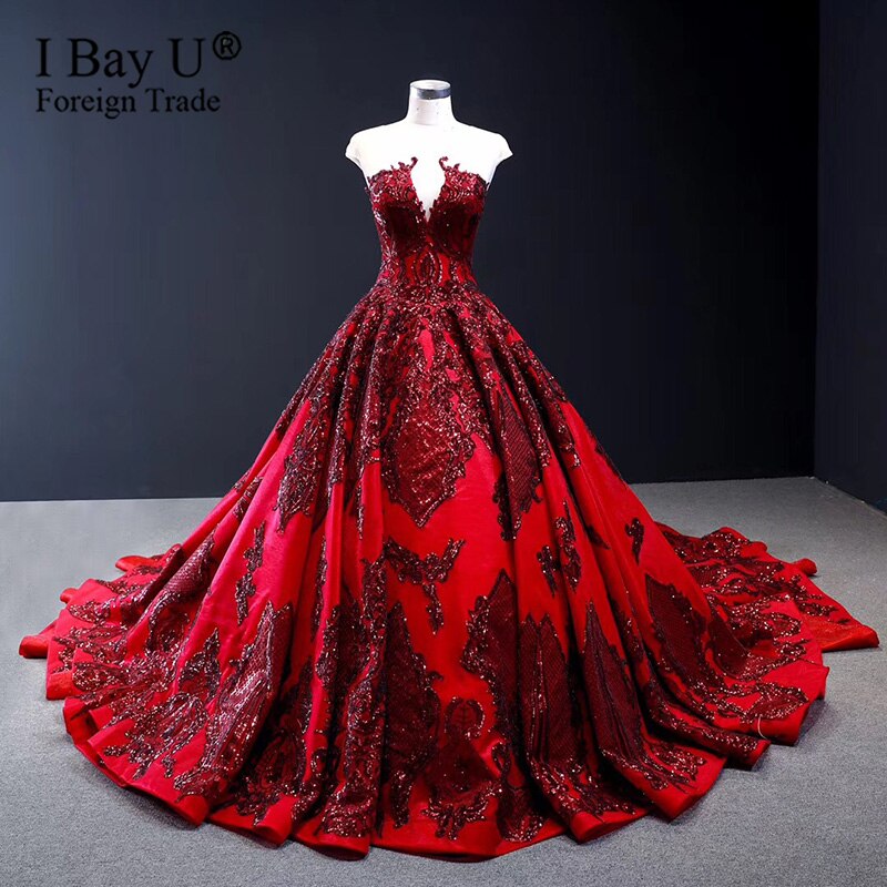 Невеста в красном платье 2023