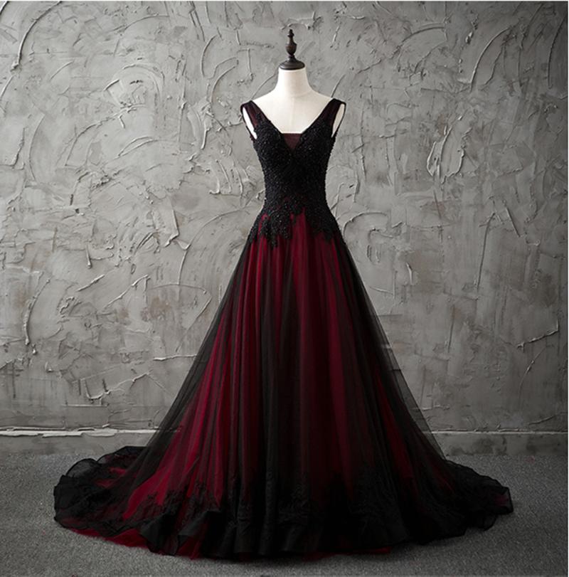 Черно-красное свадебное платье 2023
