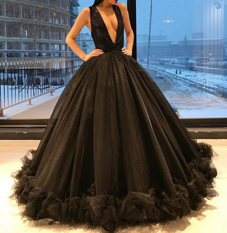 Черное свадебное платье пышное 2023