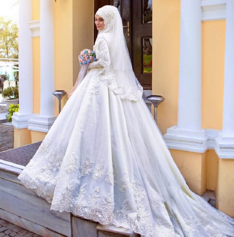Пышное мусульманское свадебное платье