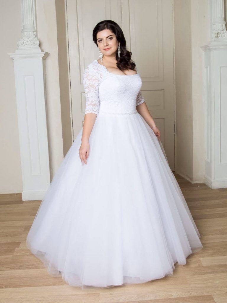 Платье для полной невесты с рукавами длинными