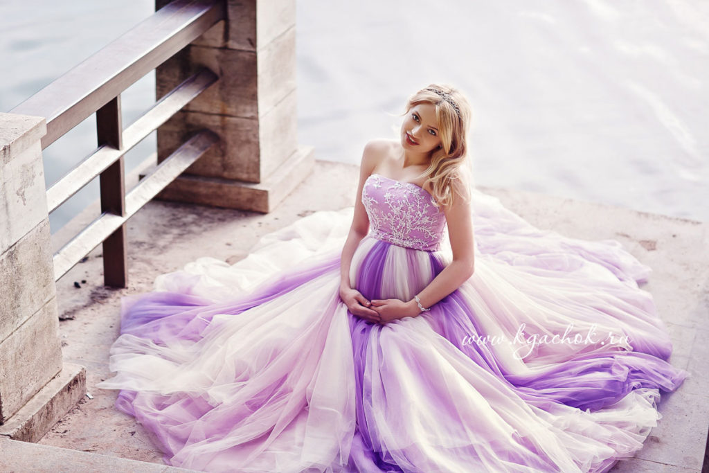 Свадебное платье для беременной невесты омбре