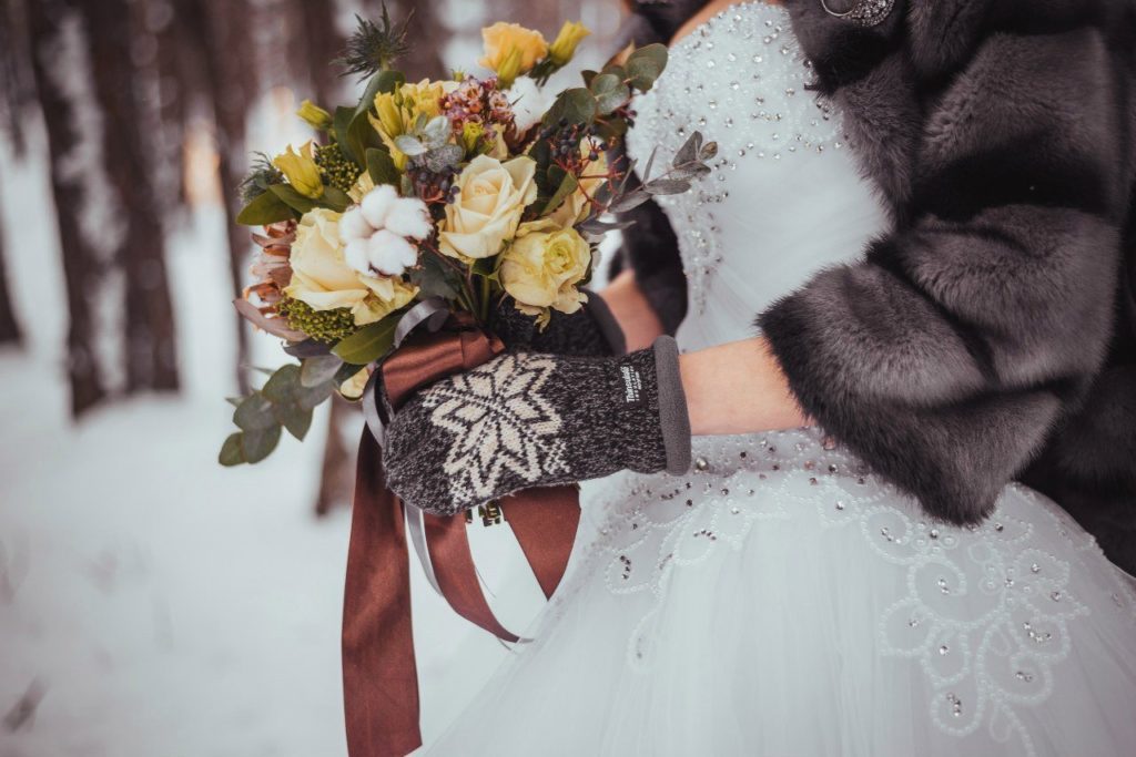 Букет невесты зима