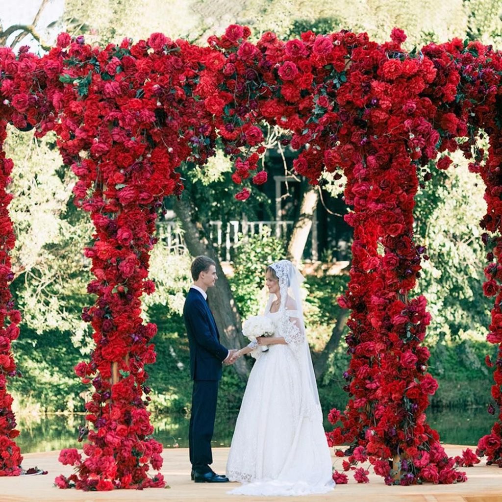 Свадебная арка цветная